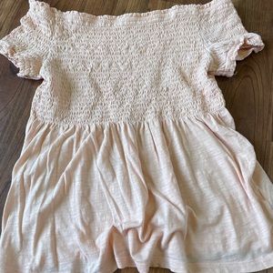 peach old navy off the shoulder top ✨